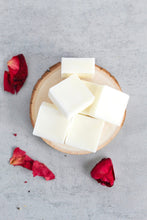 Load image into Gallery viewer, Rose Soy Wax Melts, Hand Poured, Eco Friendly, 2.5 oz