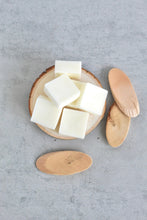 Load image into Gallery viewer, Sandalwood Soy Wax Melts, Hand Poured, Eco Friendly, 2.5 oz