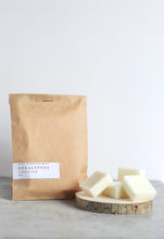 Load image into Gallery viewer, Eucalyptus Soy Wax Melts, Hand Poured, Eco Friendly, 2.5 oz