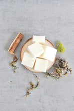 Load image into Gallery viewer, Woods Soy Wax Melts, Hand Poured, Eco Friendly, 2.5 oz