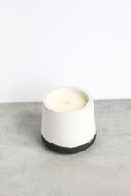 Load image into Gallery viewer, Special Edition Alder &amp; Loam Concrete Candle, Hand Poured Black and White Soy Candle, 6 oz
